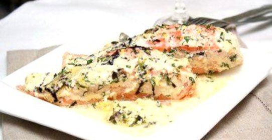 Лосось запеченый в сливочном соусе