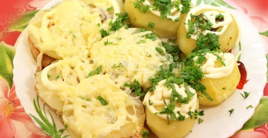 Мясо под ананасом