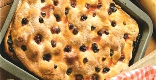 Итальянский пирог с начинкой из винограда