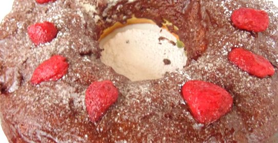 Пирог с клубникой