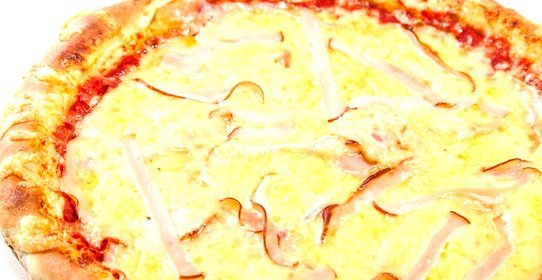Пицца с сыром и беконом