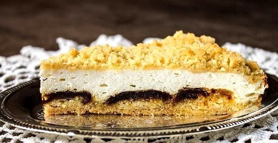 Творожный пирог с финиками