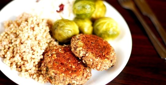 Фасолевые котлеты с грибами