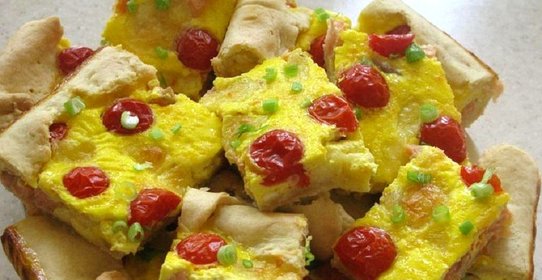 Пирог с семгой и моцареллой