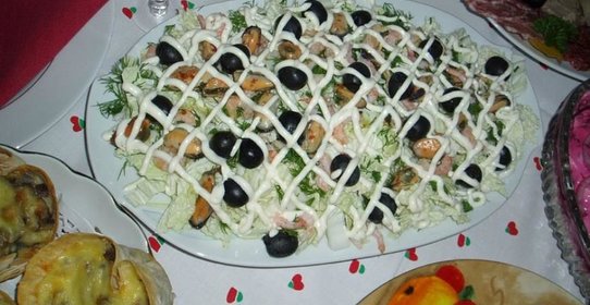 Салат с морепродуктами