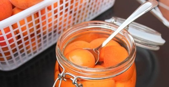 Абрикосовый компот на зиму