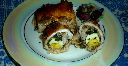 Свиные рулетики с перепелиными яйцами