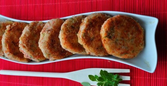 Нежные картофельно-рыбные биточки