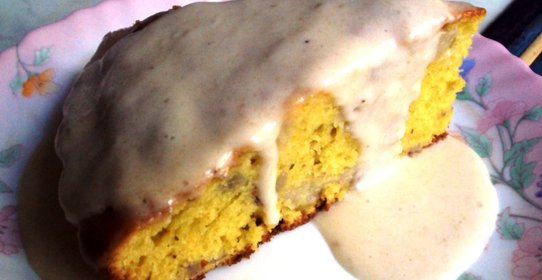 Пирог с бананами и сметанным кремом