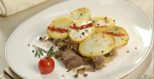 Баранина под картофельной крышкой