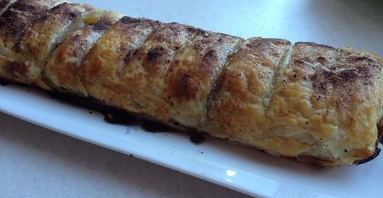 Яблочный штрудель с кислыми яблоками