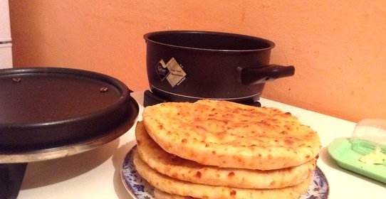 Лепешки из творожного теста