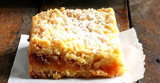 Тертый пирог с вареньем