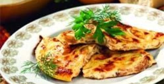 Омлет с тунцом и сыром фета