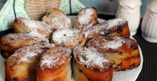 Манник с лесной клубникой