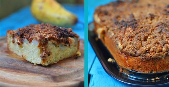 Грушевая шарлотка под белковой пенкой и штрейзелем