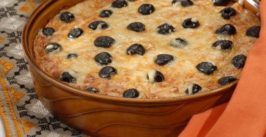 Клафути из тунца с черными оливками