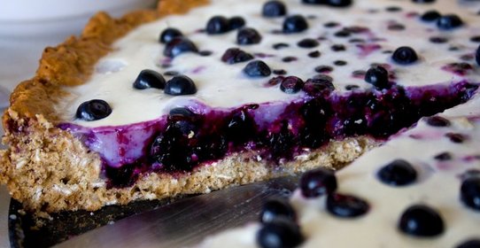 Черничный пирог с молочным желе