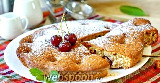 Пирог с бананами и вишней