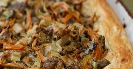 Пирог с лисичками и картофелем