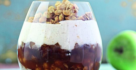 Слоеный яблочный десерт