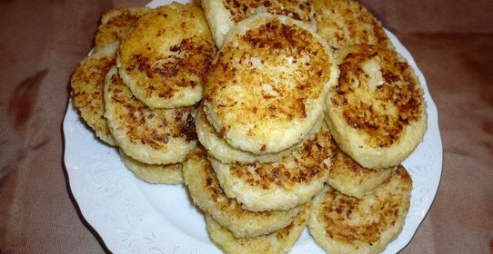 Постные пшенные котлеты