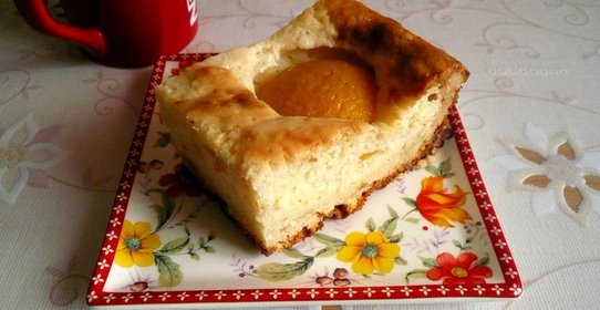 Манник с персиками