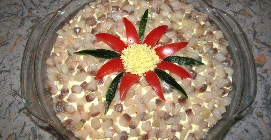 Салат с селедкой