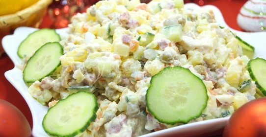 Салат «Новогодний оливье»