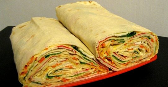 Рулет с крабовыми палочками