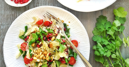 Салат с помело и арахисом