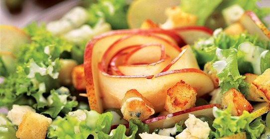 Салат с грушами