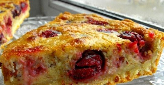 Заливной пирог с вишней