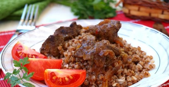 Тушёная говядина маринованная в соевом соусе