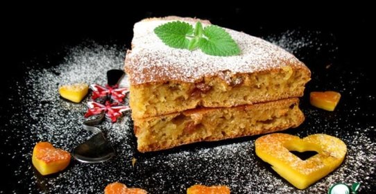 Дрожжевой тыквенный пирог с изюмом