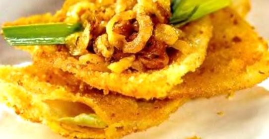 Шницель капустный с луковой заправкой