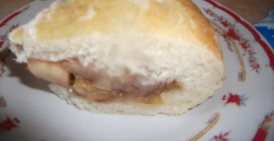 Яблочный пирог с корицей