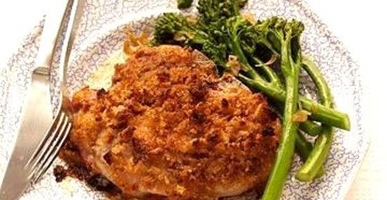 Хрустящие свиные отбивные с абрикосом