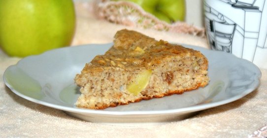 Овсяная шарлотка с изюмом