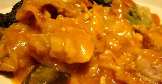 Гуляш из кролика с подливкой