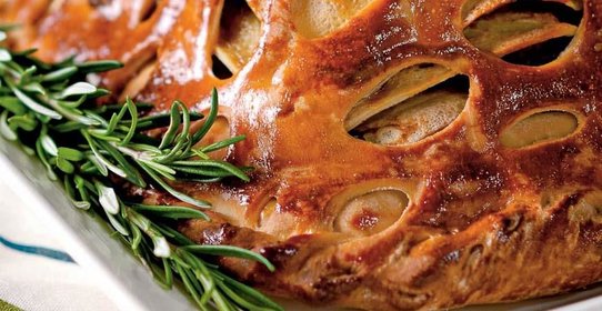 Кулебяка со сложной мясной начинкой