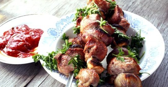 Шашлыки из баранины в гранатовом маринаде