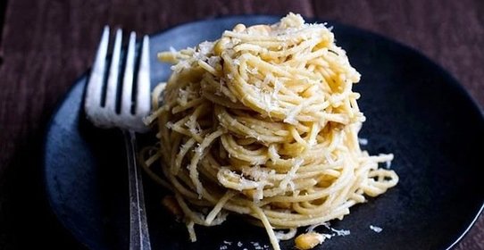 Спагетти с сыром Пармезан
