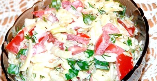 Капуста с помидорами