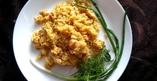 Плов с курицей на сковороде