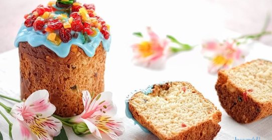 Сочный творожный кулич