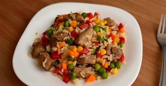 Рис со свининой
