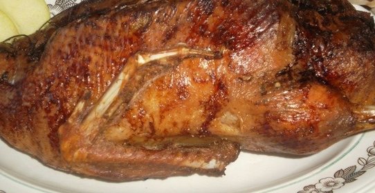 Утка, фаршированная яблоками