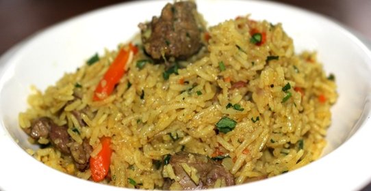 Плов из баранины в мультиварке