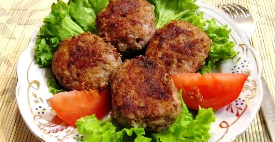 Мясные котлеты с добавлением кабачка